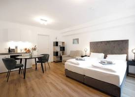 easy-flat Hauptplatz - City Center Apartments with a Kitchen 3