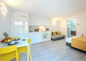 Castell Beach Aparthotel 3