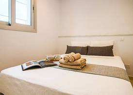 Phaedrus Living: Seaside Executive Flat Harbour 204 3