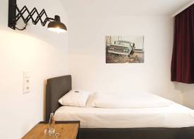 Hotel Motodrom 5