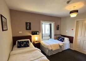 Anchor Hotel 3