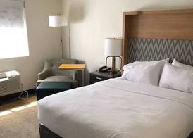Holiday Inn SELMA-SWANCOURT by IHG 5