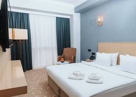 CONGRESS Hotel 4
