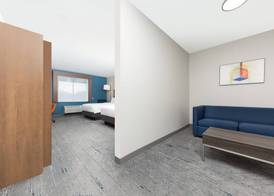Holiday Inn Express & Suites ATHENS by IHG 2