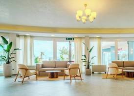 HR Resort 3