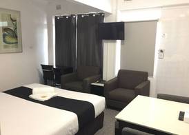 Surf Beach Motel Newcastle 5