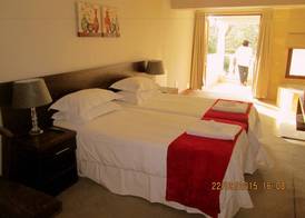 OR Tambo Guest House 3