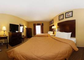 Quality Inn & Suites Lafayette 5