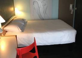 ibis Rochefort 5