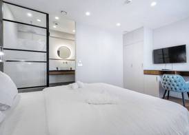 Budapest Eye- Boutique Suites, by BQA 3