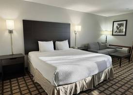 Baymont by Wyndham Queensbury/Lake George 5