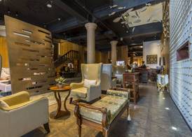 Clover Hotel Monivong 3