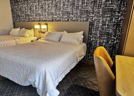 Pittsburgh Airport Inn and Suites 4