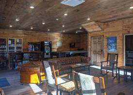 Rough Cut Lodge 4