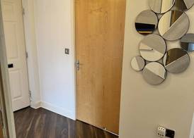 Havana 2 bed Apartment in london 5