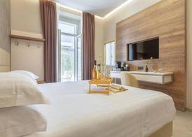 Mesbeglia Luxury Rooms 5