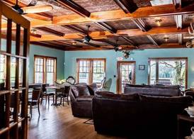 The Long View Lodge 2