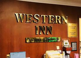 Western Inn Lakewood 4