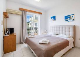 Johnhara Studios & Apartments 5