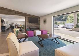 La Quinta by Wyndham Portland NW 2