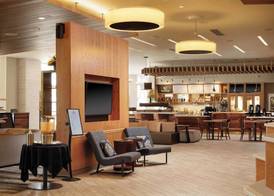 Courtyard by Marriott Erie Bayfront 3