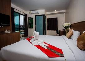 Royal Waves Hotel 2