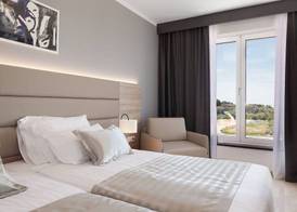 Kaneo beach hotel Novalja 4