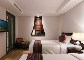 Au Lac Legend Hotel 5