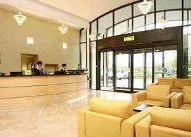 Cranfield Management Development Centre 4