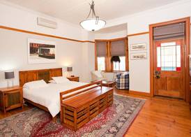Oakdene Guest House 3