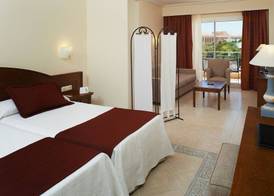 Hipotels Barrosa Garden 5