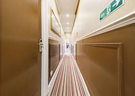 OYO Bostons Manor Hotel, Hanwell London 3