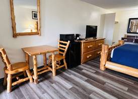 Northwoods Motel 5