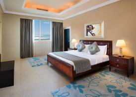 Al Hamra Village Hotel 3