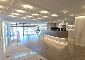 Hotel Grand 3