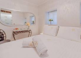 Madame Hortense Boutique Ηotel 4