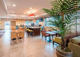 Country Inn & Suites by Radisson, Rochester-Pittsford-Brighton, NY 2