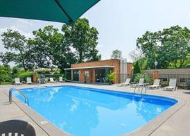 Quality Inn Lewisburg 3