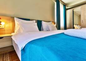 Montebay Perla 5