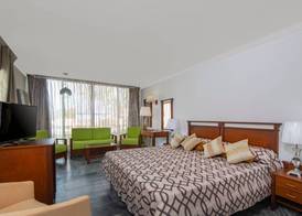 Hotel Club Tropical 3