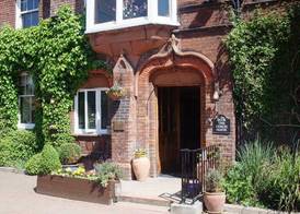 Harefield Manor Hotel 3