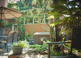 Maison Des Jardins B & B 4