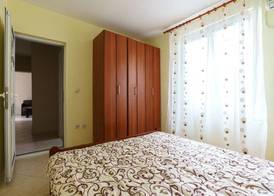 Apartments Lora 5