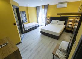 Roy Otel 5
