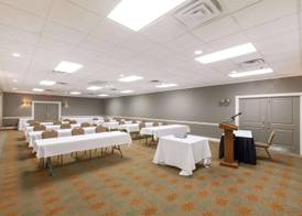 Ramada by Wyndham New Iberia 3