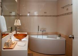 Arlene Suites 4