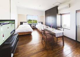 Wires Hotel 4