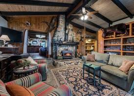 The Davies Family Inn 3