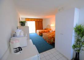 Riviera Resort & Suites 3