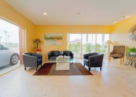 Royal Plaza Inn 3